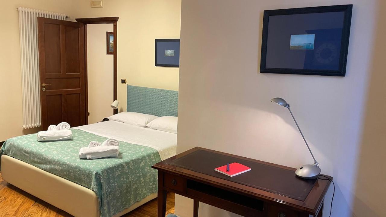 Caravaggio Apartment Νάπολη Εξωτερικό φωτογραφία